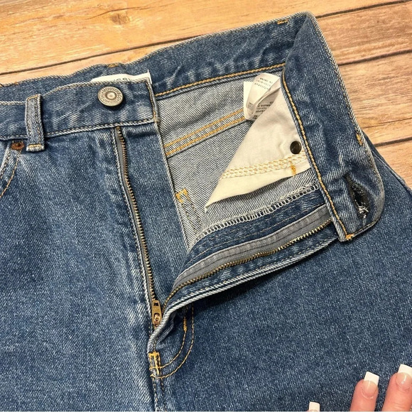 Moussy High Rise Denim Shorts - Picture 6 of 9